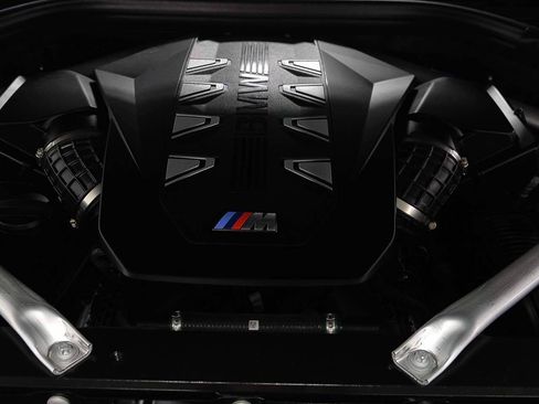 Certified 2026 BMW X7 M60i AWD/4WD image 18