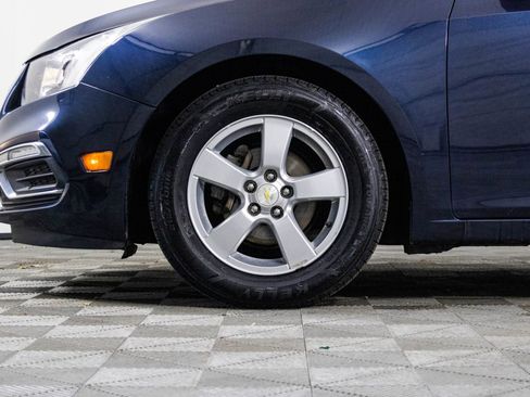 Used 2015 Chevrolet Cruze LT image 45