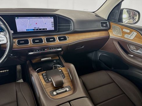 Used 2023 Mercedes-Benz GLS 450 4MATIC w/ AMG Line Exterior image 28