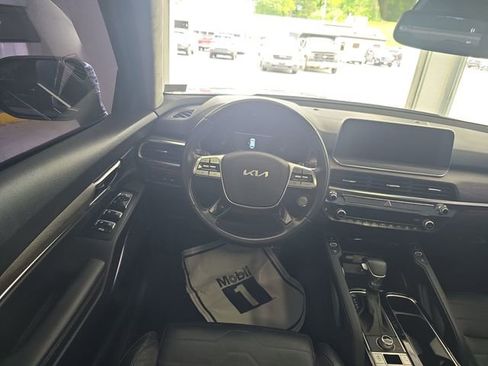 Used 2022 Kia Telluride SX w/ SX Prestige Package AWD/4WD image 12