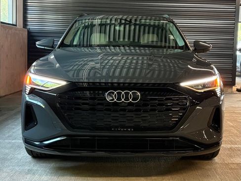 Used 2024 Audi Q8 e-tron Premium AWD/4WD image 6