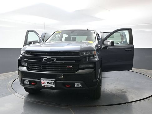 Used 2022 Chevrolet Silverado 1500 LT Trail Boss w/ Safety Package AWD/4WD image 55