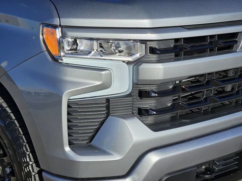 New 2026 Chevrolet Silverado 1500 RST w/ Z71 Off-Road Package AWD/4WD image 9