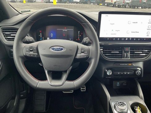 Used 2023 Ford Escape ST-Line w/ Tech Pack #1 image 5