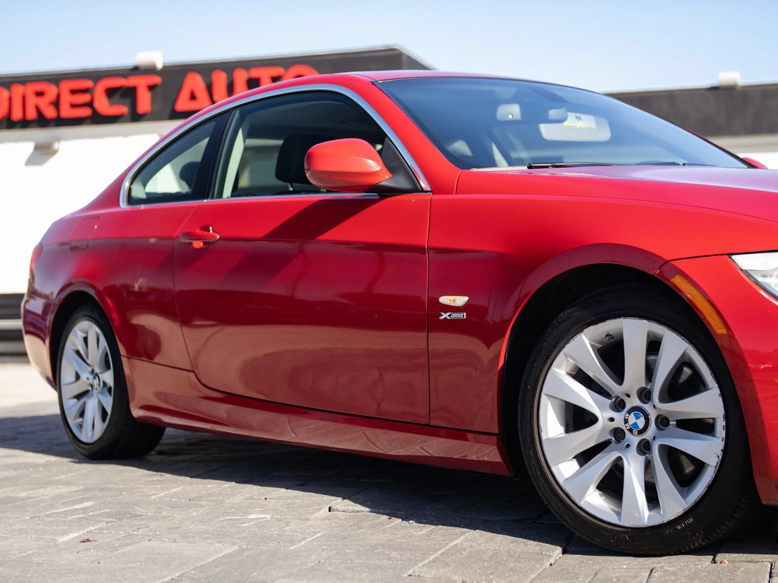 Used 2013 BMW 328i xDrive Coupe AWD/4WD image 2