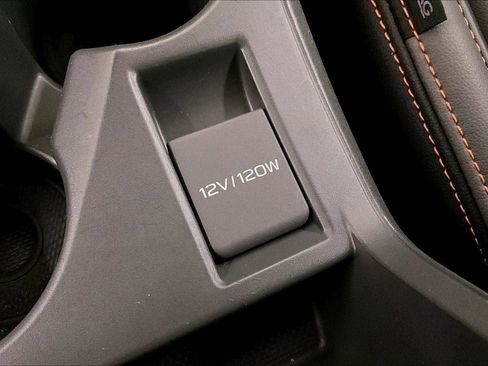Used 2024 Subaru Crosstrek 2.5i Limited w/ Crosstrek Mirror Package image 31