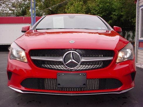 Used 2018 Mercedes-Benz CLA 250 4MATIC image 3
