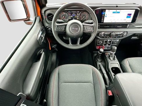 Used 2025 Jeep Gladiator Rubicon image 15