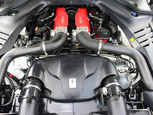 Used 2015 Ferrari California T image 49