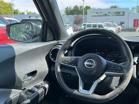 Certified 2023 Nissan Kicks SR w/ SR Premium Package FWD image 22