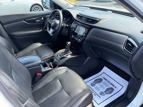 Used 2020 Nissan Rogue SL AWD/4WD image 26