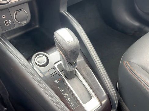 Used 2020 Nissan Kicks SR w/ SR Premium Package image 32