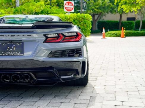 Used 2024 Chevrolet Corvette Z06 w/ Battery Protection Package RWD image 26