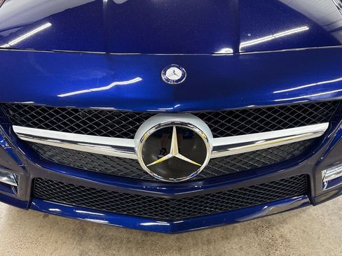 Used 2014 Mercedes-Benz SLK 350 w/ Sport Package image 23