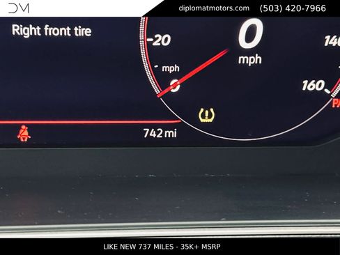 Used 2025 Volkswagen Jetta GLI Autobahn FWD image 32