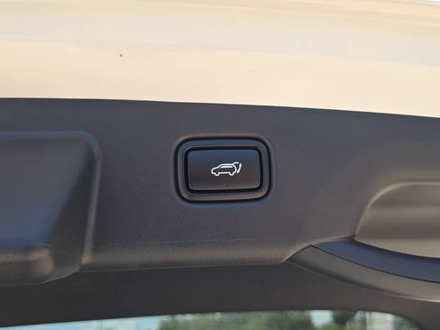 New 2026 Kia Niro Wind FWD image 11