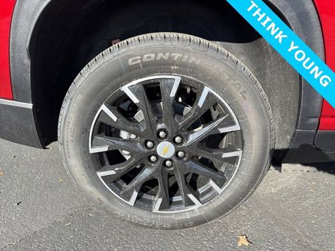 New 2026 Chevrolet Traverse LT w/ Sun and Wheel Package image 9