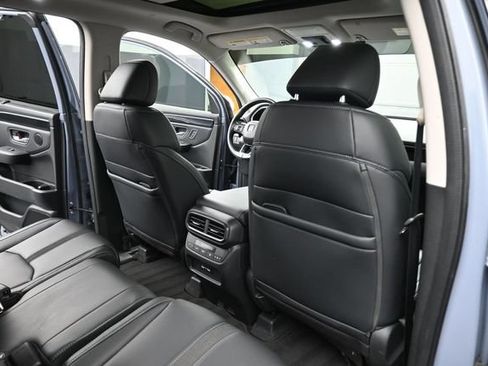 Certified 2023 Honda Pilot Touring image 27