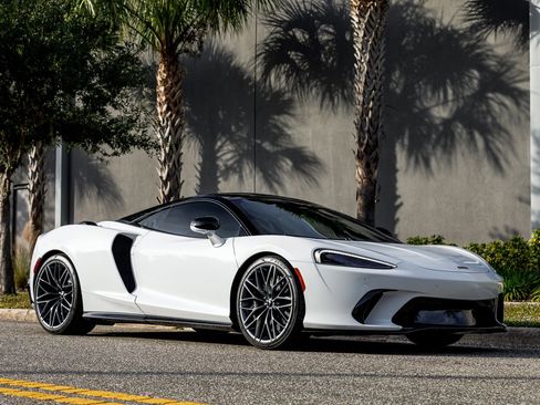 Used 2025 McLaren GTS image 11