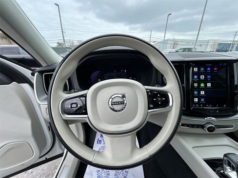Certified 2023 Volvo XC60 B5 Core w/ Climate Package image 18