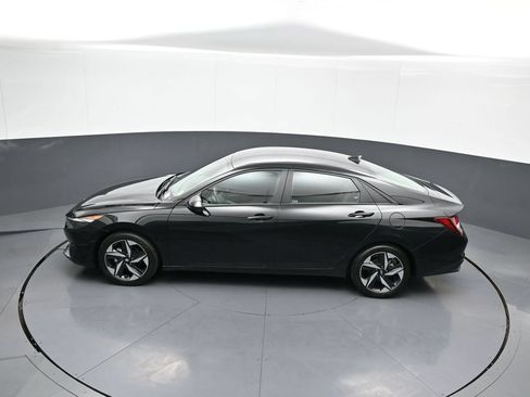 Certified 2023 Hyundai Elantra SEL w/ Convenience Package FWD image 41