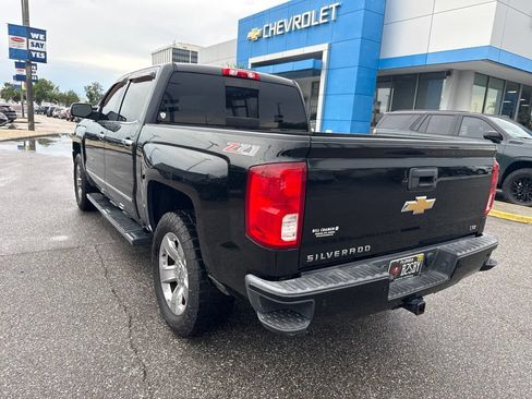 Used 2017 Chevrolet Silverado 1500 LTZ Z71 w/ LTZ Plus Package AWD/4WD image 7