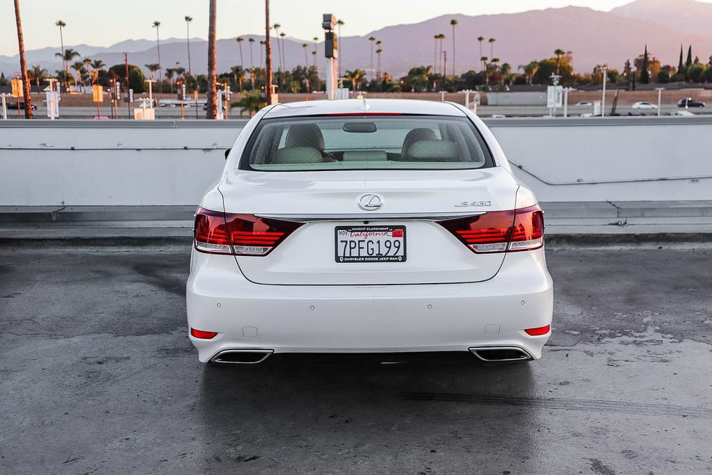 Used 2016 Lexus LS 460 w/ Comfort Package RWD image 8