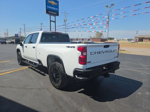 Used 2025 Chevrolet Silverado 2500 Custom w/ Custom Value Package AWD/4WD image 5