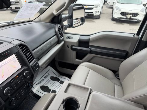Used 2021 Ford F250 XL w/ Power Equipment Group image 11