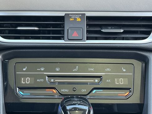 New 2026 Volkswagen Taos SE AWD/4WD image 14