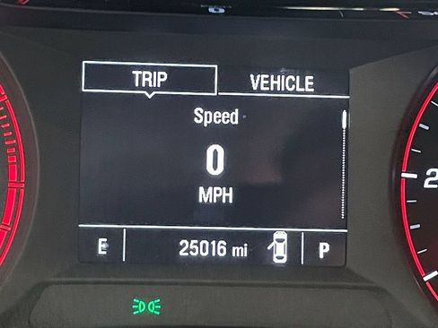 Used 2024 Chevrolet Trax RS w/ Driver Confidence Package FWD image 6