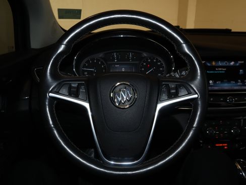 Used 2019 Buick Encore Essence AWD/4WD image 24