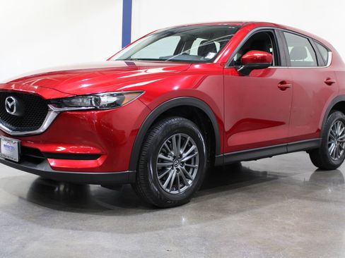 Used 2017 MAZDA CX-5 Sport FWD image 6