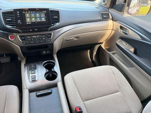 Used 2021 Honda Pilot EX image 27
