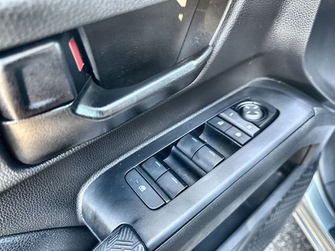 Used 2024 Toyota Tacoma SR5 w/ SR5 Upgrade Package image 22