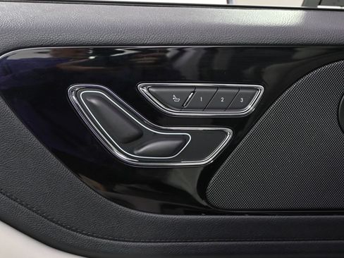 New 2026 Lincoln Aviator AWD image 14