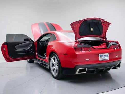 Used 2010 Chevrolet Camaro SS w/ LPO, Ground Effects Package RWD image 18