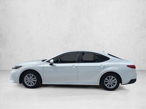 Used 2025 Toyota Camry LE FWD image 9