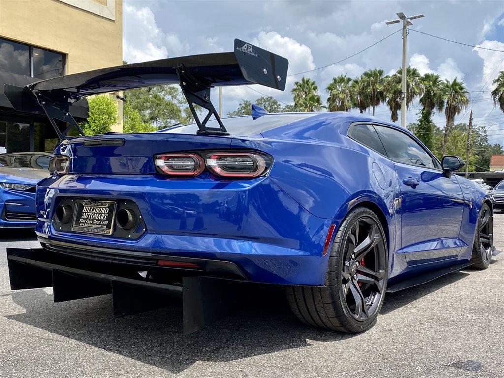 Used 2020 Chevrolet Camaro SS RWD image 25