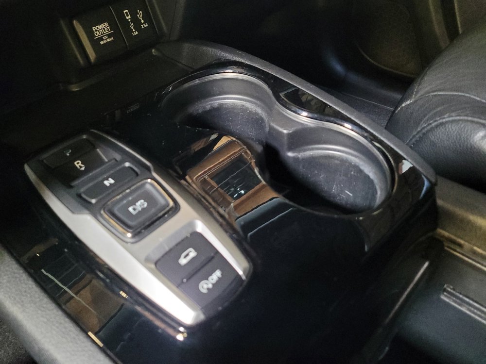 Used 2017 Honda Pilot Touring image 26