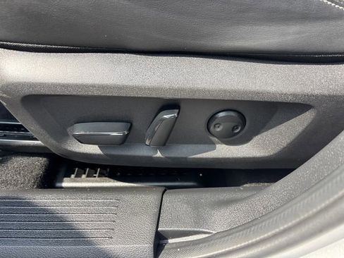 Used 2021 Nissan Rogue Platinum FWD image 7