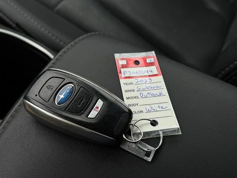 Used 2023 Subaru Outback Limited image 35