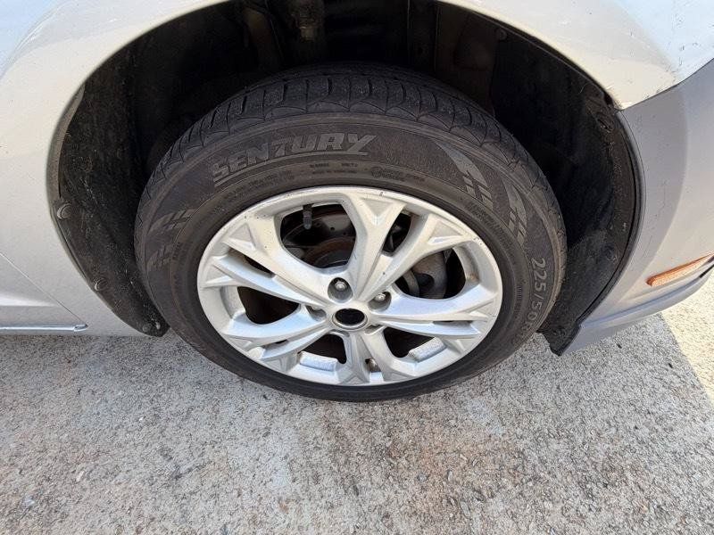 Used 2012 Ford Fusion SE FWD image 12