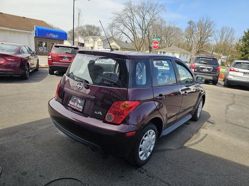 Used 2005 Scion xA FWD image 11
