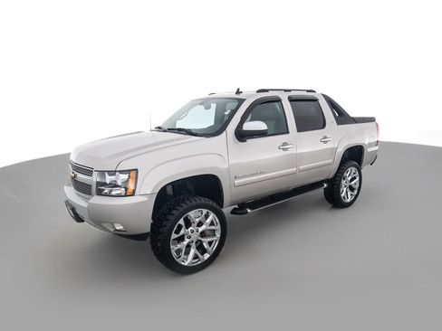 Used 2007 Chevrolet Avalanche LT w/ LT Preferred Equipment Group AWD/4WD image 9