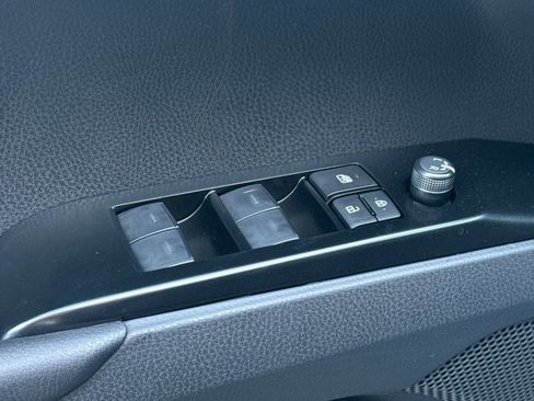 New 2026 Toyota Camry SE FWD image 11