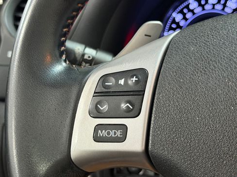 Used 2014 Lexus IS 250C w/ Luxury Package RWD image 15