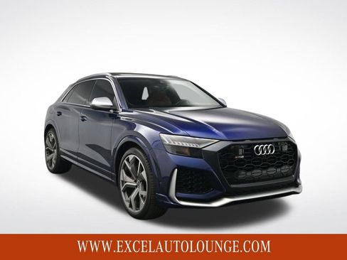 Used 2022 Audi RS Q8 w/ Luxury Package image 7