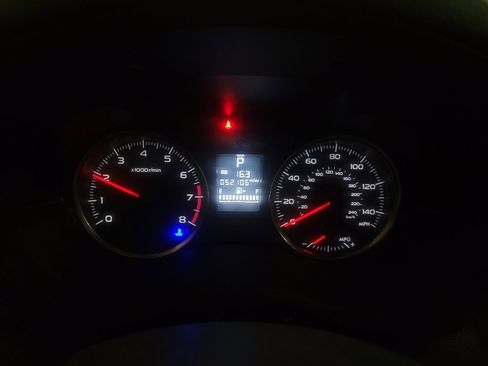 Used 2015 Subaru Crosstrek 2.0i Premium image 23