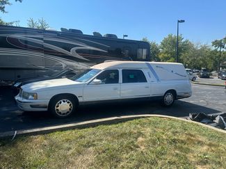 Used 1997 Cadillac De Ville Limousine image 1